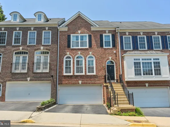 3392 Wilton Crest Ct, Alexandria, VA 22310