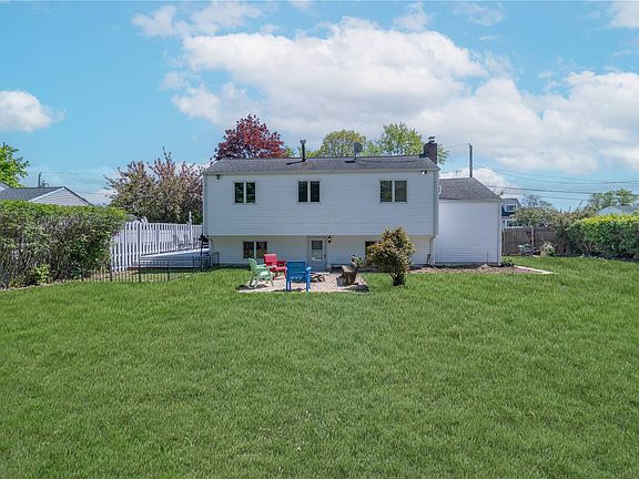 5th image of 11 Marlboro Dr