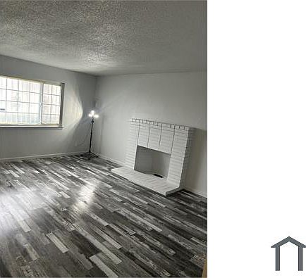 3rd image of 1311 N Matus Ave