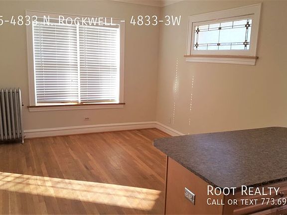 2nd image of 4825-4833 N Rockwell St #4833-3W