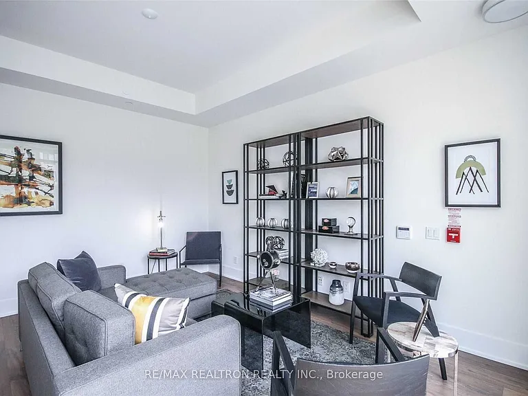 80 Vanauley St #Townhouse 121 — Photo 15