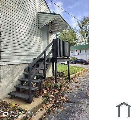 3rd image of 10159 Cloverdale Dr