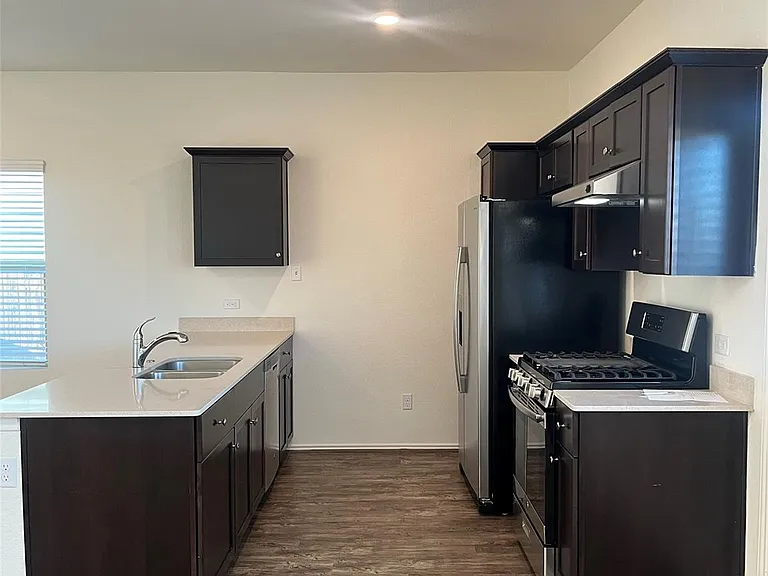 112 High Hill Cv — Photo 5