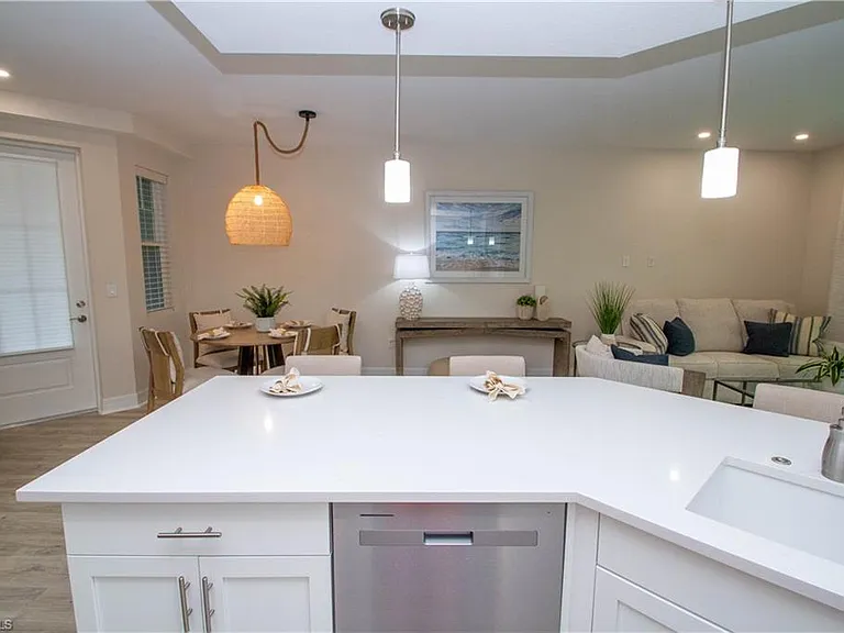 268 Indies Dr E #102 — Photo 4