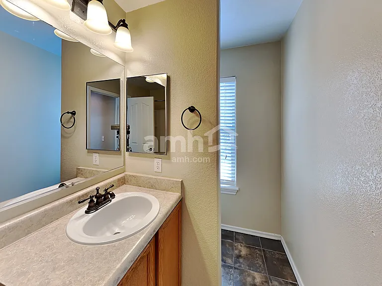 18526 W Valerie Dr — Photo 18