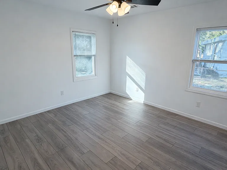 5439 Attaway St — Photo 22