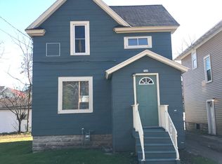 740 Wright St, Oshkosh, WI 54901