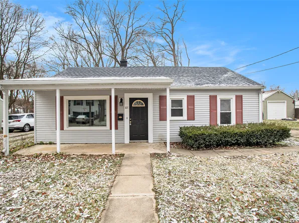 1017 Burr Oak St, Albion, MI 49224