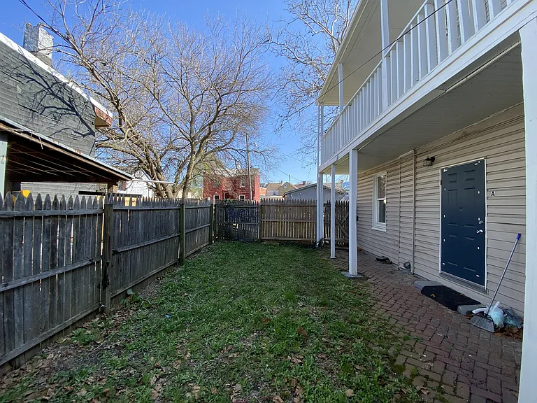 226 Chestnut St — Photo 4