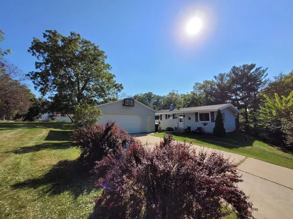 2902 East Green Street, Milton, WI 53563