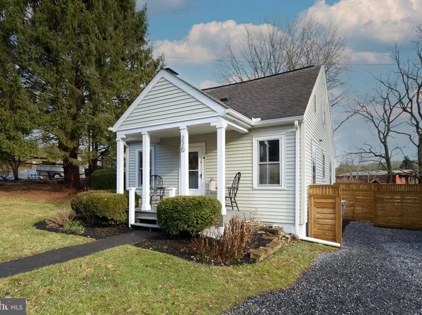 220 Shady Dr, State College, PA 16801