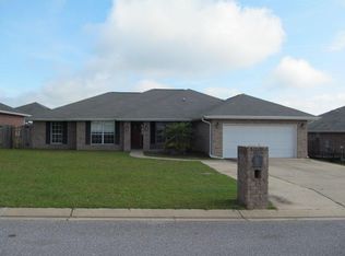 102 Citadel Ln, Crestview, FL 32539