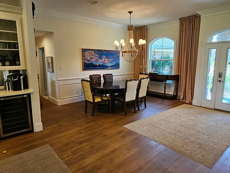 4308 Greenleaf Cir — Photo 8