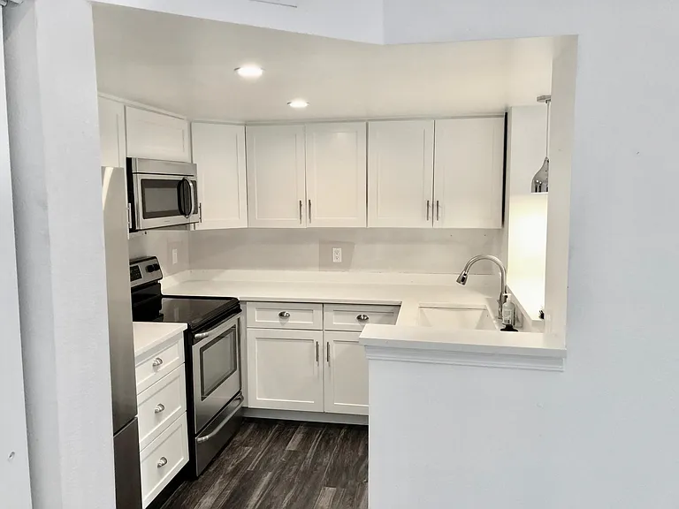4943 S Carson St #207 — Photo 5