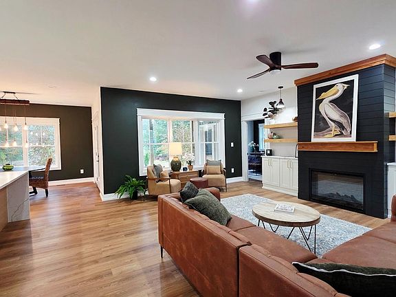 3rd image of 55 Promise Ln
