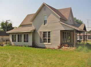 208 W Main St, Boswell, IN 47921