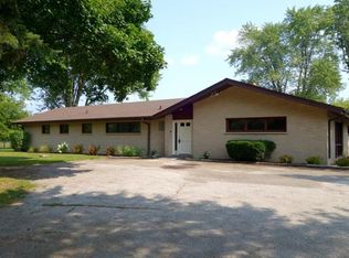 23385 N Old Barrington Rd, North barrington, IL 60010