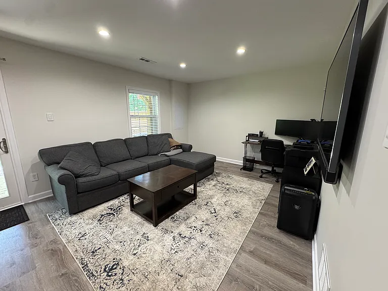 7955 Hidden Bridge Dr — Photo 33