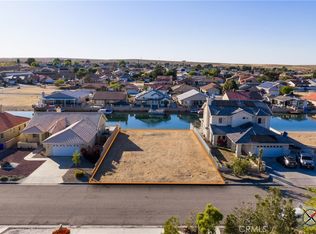 26390 Buccaneer Ln Lot 187, Helendale, CA 92342