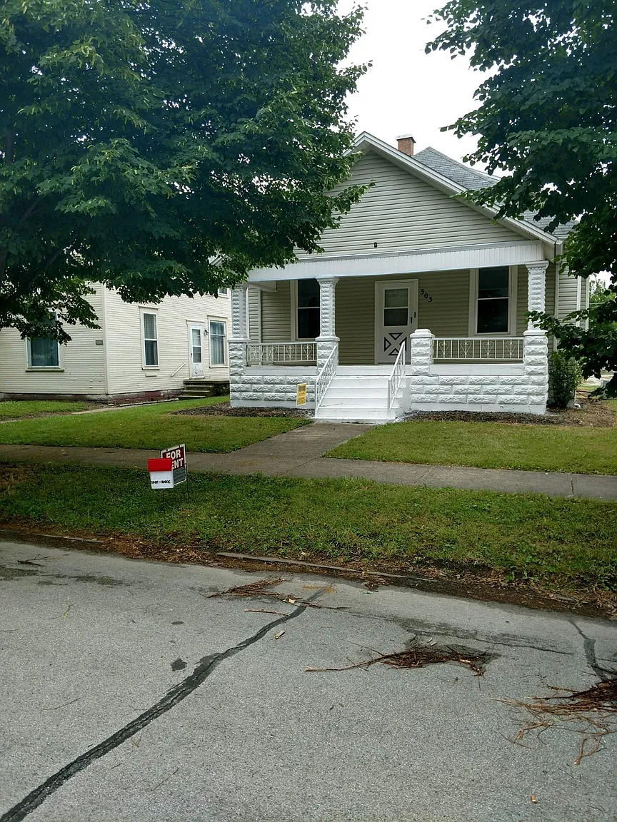 303 Park Ave photo 1