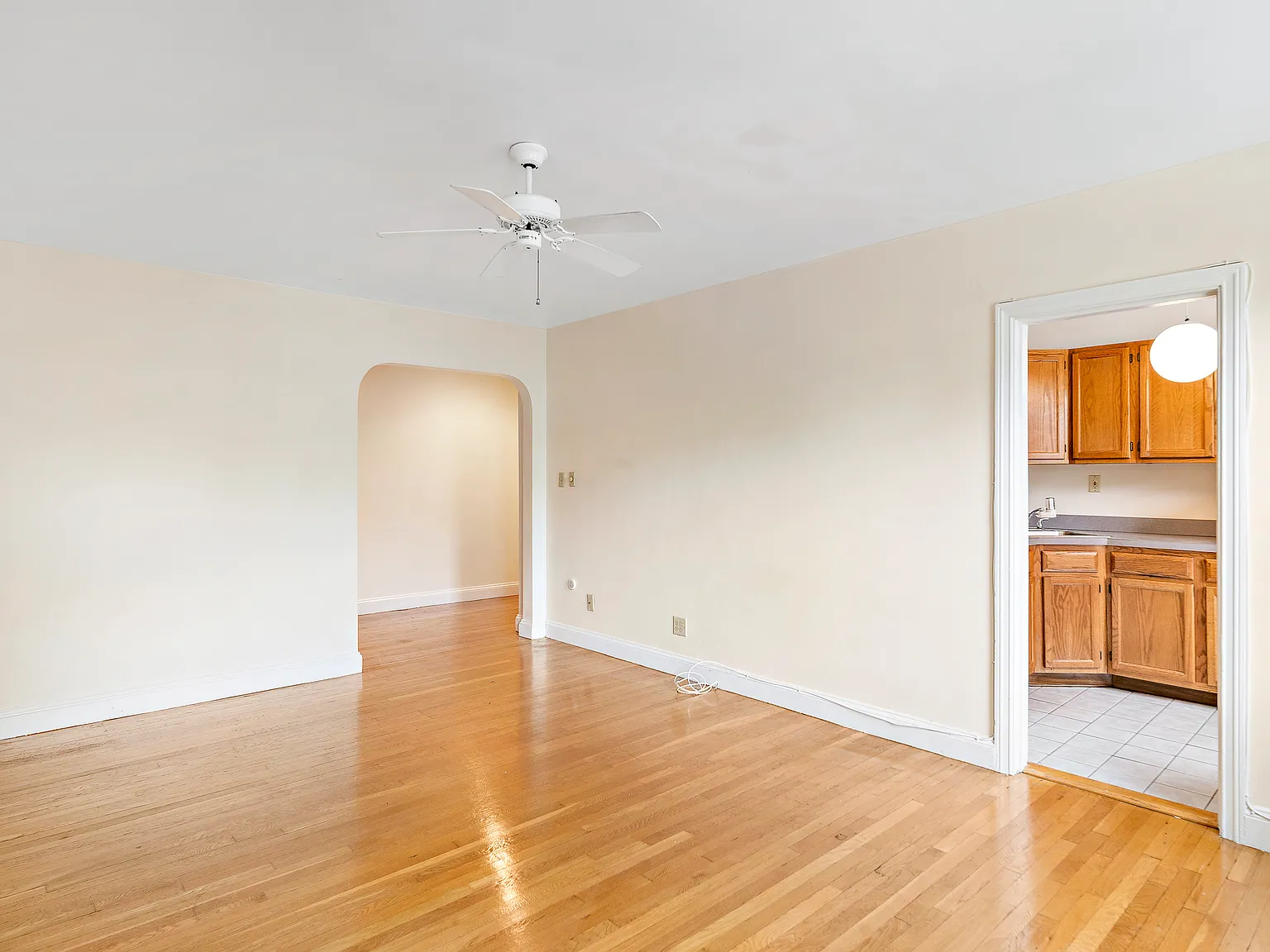 Studio, 436 sqft, $2,350 — Photo 4