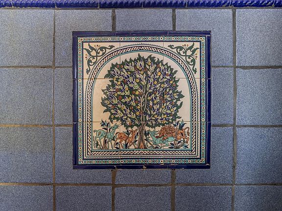 5th image of 298 Biddle Road