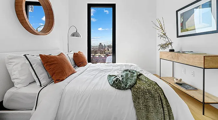 Rented by West 124th Manager LLC | media 32