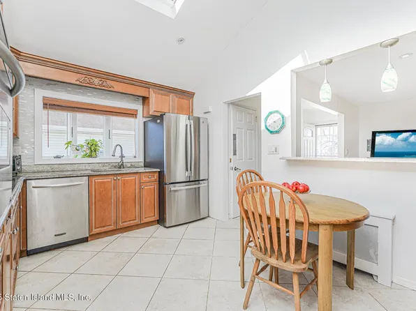 124 Riche Avenue image 16 of 33