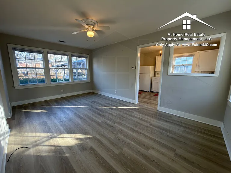 709 N 7th St — Photo 4