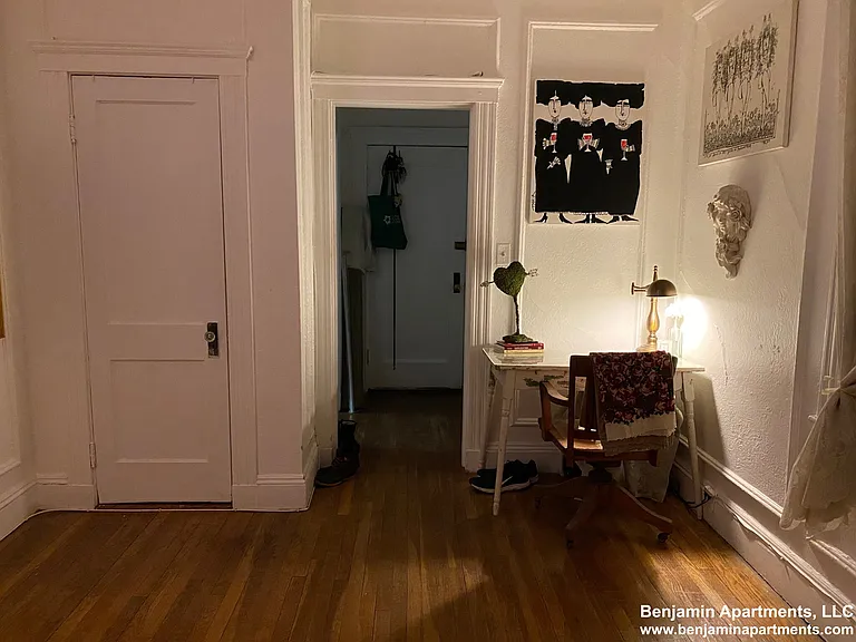 9 James St #4 — Photo 5