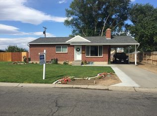 9720 S Garnet Dr, White City, UT 84094