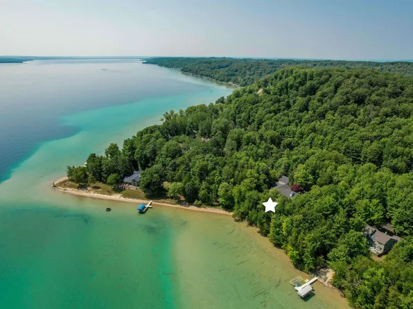 3455 NW Torch Lake Dr, Kewadin, MI 49648