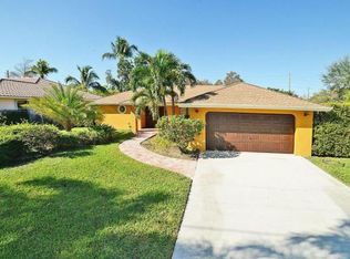 8299 Texas Trl, Boca Raton, FL 33487