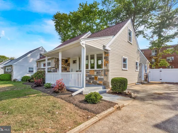 619 Wilton Ave, Secane, PA 19018