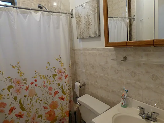 Rented by Charie Properties LLC | media 8