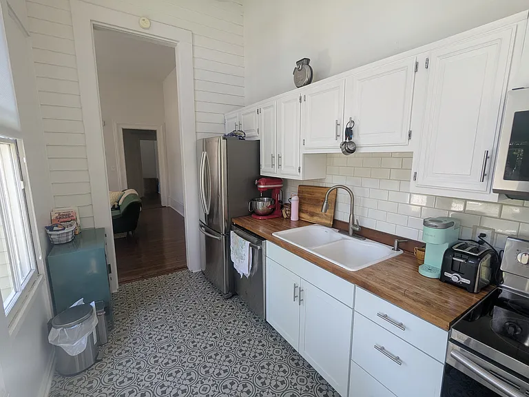 215 W Gwinnett St #2 — Photo 8