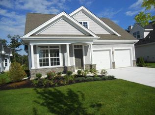 102 Bluebell Dr, Egg Harbor Township, NJ 08234