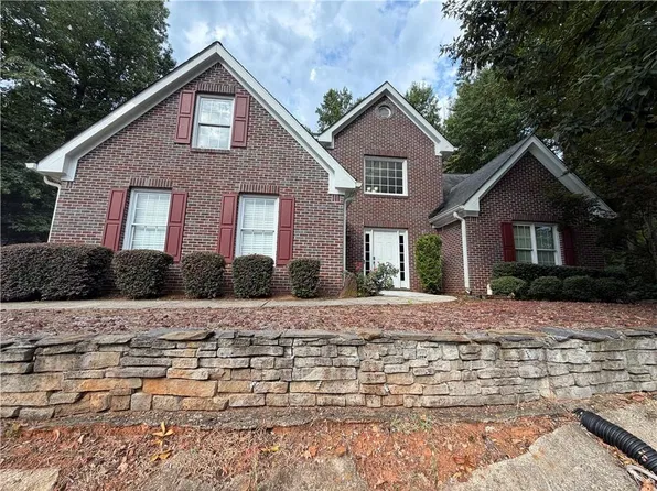 649 Lawton Ridge Dr, Lawrenceville, GA 30045