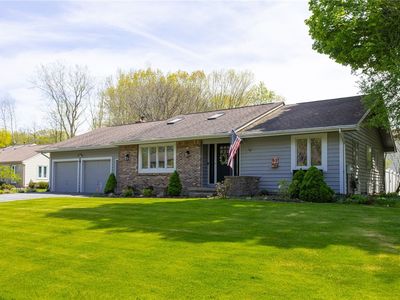 53 Parkside Ln, Rochester, NY, 14612