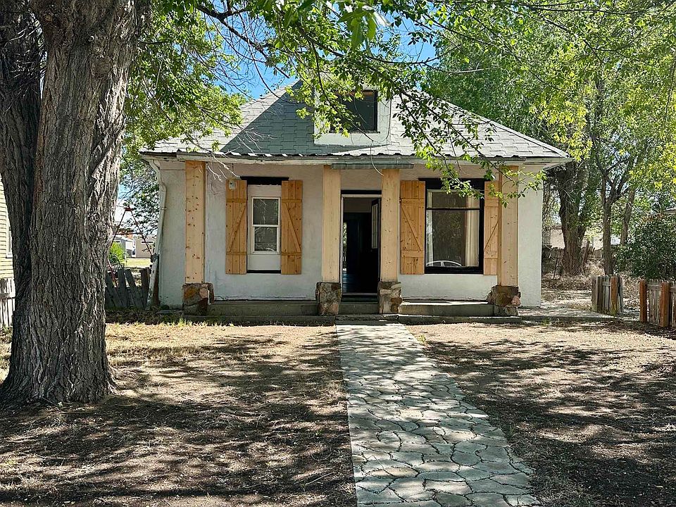 1st image of 212 Robertson Ave