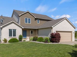 908 River Oak Run, Fort Wayne, IN