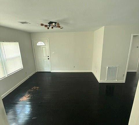 2nd image of 5950 Southville St