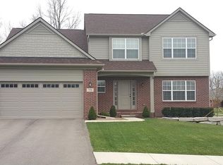 799 Snyder St, Oxford, MI 48371