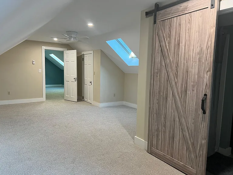 180 Washington Rd — Photo 8