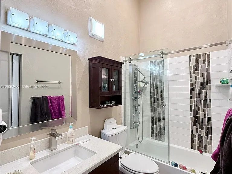 7645 NW 38th Ct — Photo 24