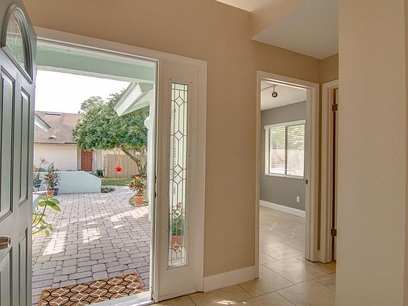 2nd image of 1120 Harbour View Cir