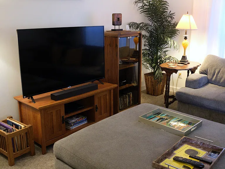 3104 Rosewood Dr — Photo 9