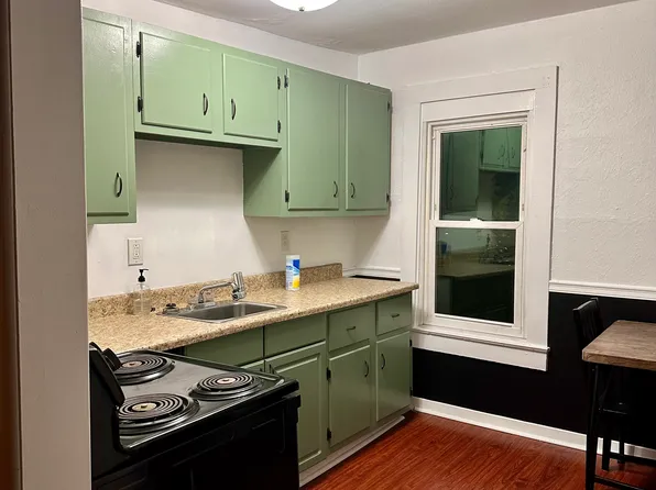 528 Millers Run Rd APT 4, Morgan, PA 15064