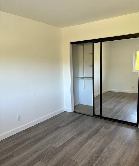 130 Stanford Way — Photo 9