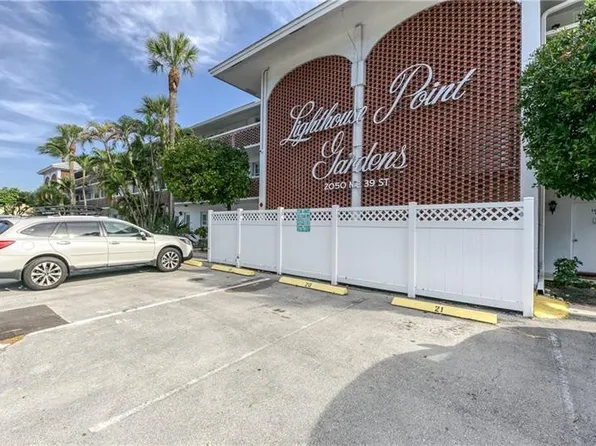 2050 NE 39th Street #103e, Lighthouse Point, FL 33064
